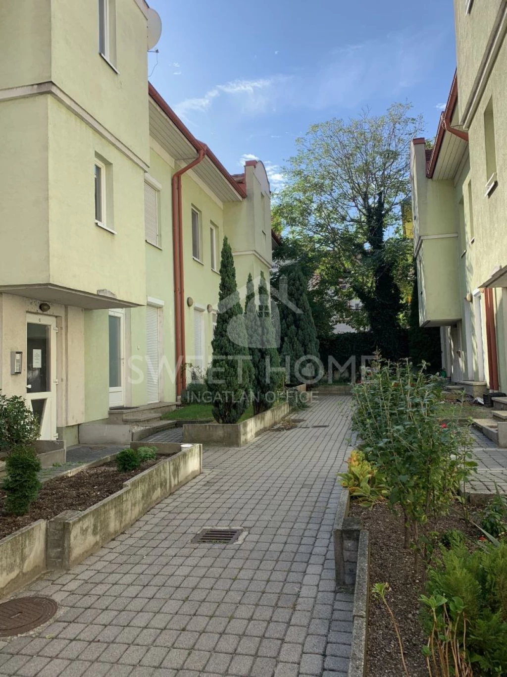 Kiadó 33 m2 tégla lakás, Sopron