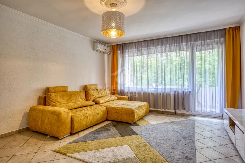 Eladó 71 m2 tégla lakás, Sopron