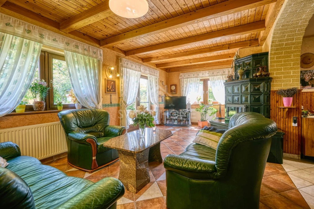 Eladó 185 m2 családi ház, Sopron