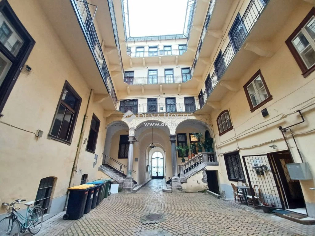 Eladó lakás, Budapest 2. ker.