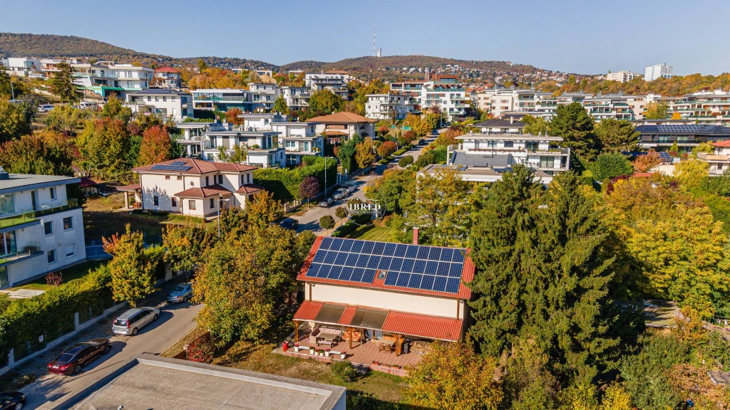 Eladó Családi ház, Budapest XI. kerület, Madárhegy, 280nm, 399990000 Ft