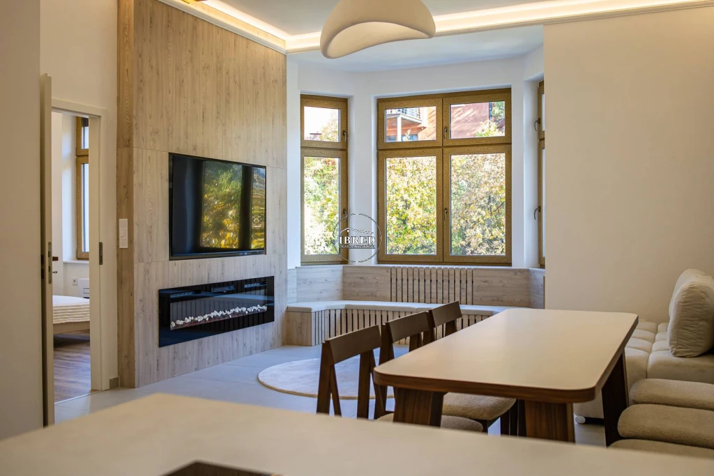 Eladó Társasházi lakás, Budapest I. kerület, Váralja, 112nm, 249900000 Ft