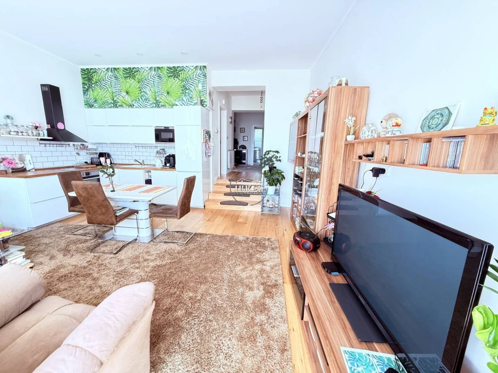 Eladó Társasházi lakás, Budapest XII. kerület, Széchenyi-hegy, 93nm, 189000000 Ft