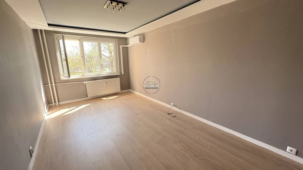 Eladó Panellakás, Budapest III. kerület, Óbuda, 69nm, 92990000 Ft