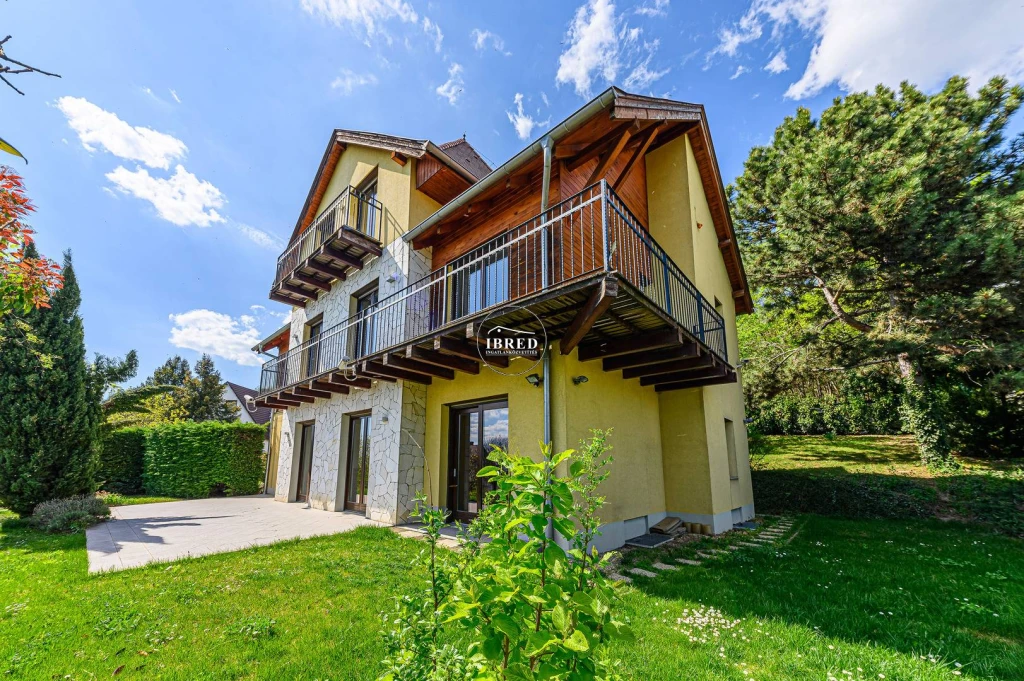 Eladó Családi ház, Budapest XII. kerület, Széchenyi-hegy, 350nm, 699000000 Ft