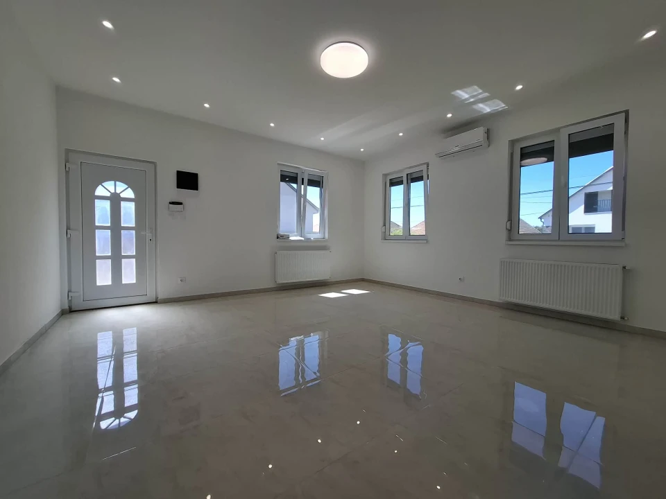 Eladó családi ház, Örkény