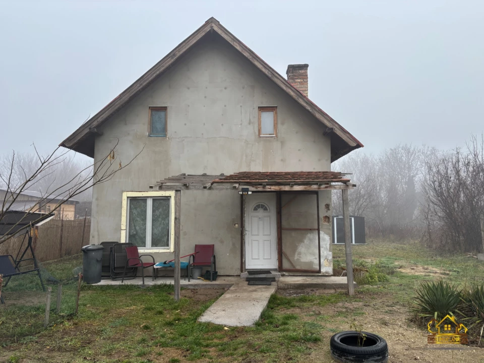 Eladó családi ház, Dömsöd