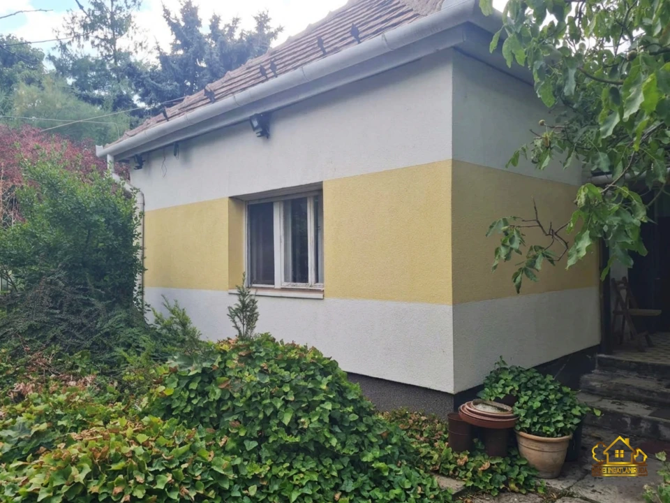 Eladó családi ház, Tököl