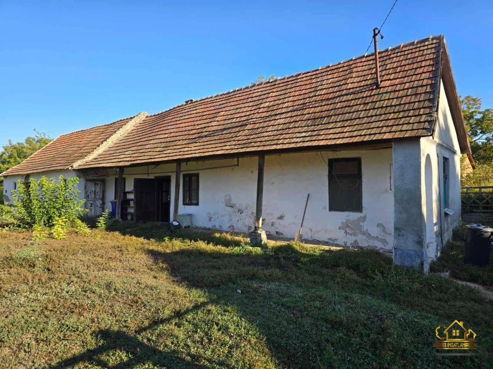 Eladó családi ház, Kiskunlacháza