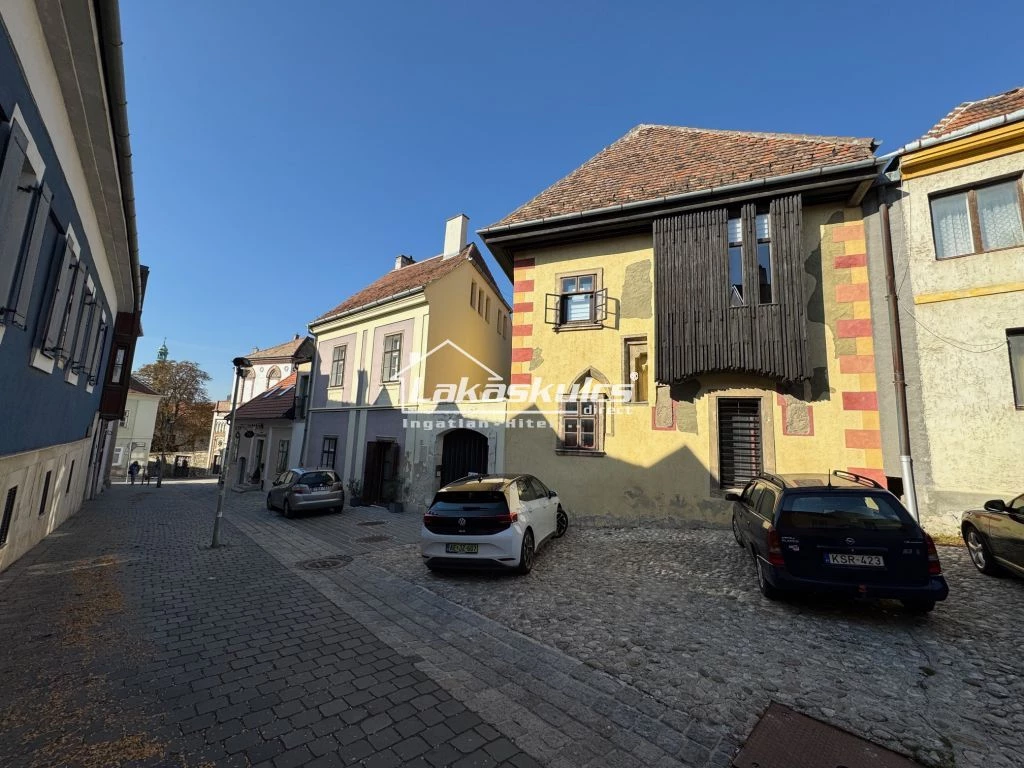 For rent brick flat, Sopron