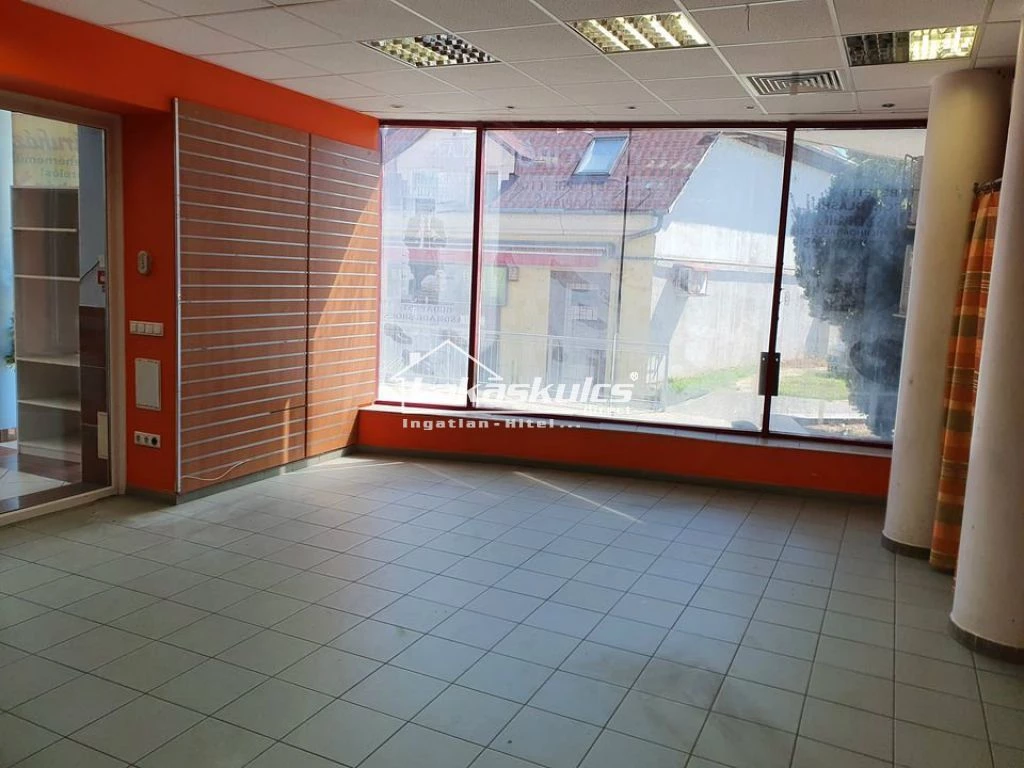 For rent office, office block, Keszthely