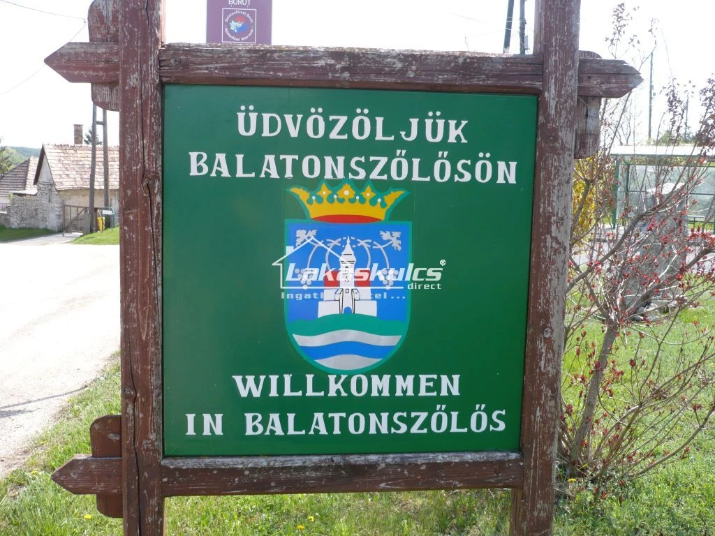 c3-1-name c2-1-name, Balatonszőlős