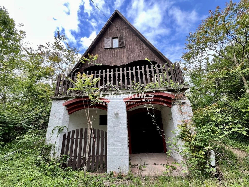 Eladó üdülő, nyaraló, Pákozd