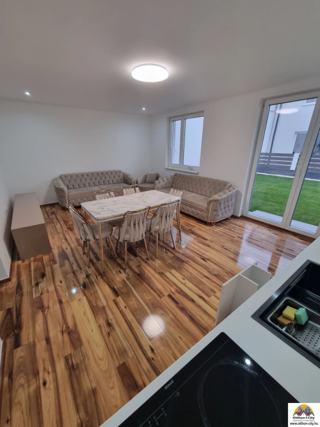 For sale brick flat, Budapest XIX. kerület, Óváros