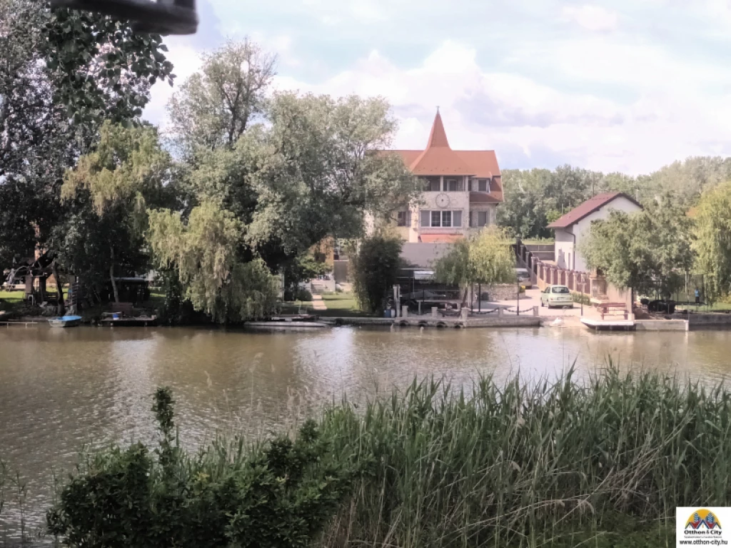 Eladó üdülő, nyaraló, Dunaharaszti