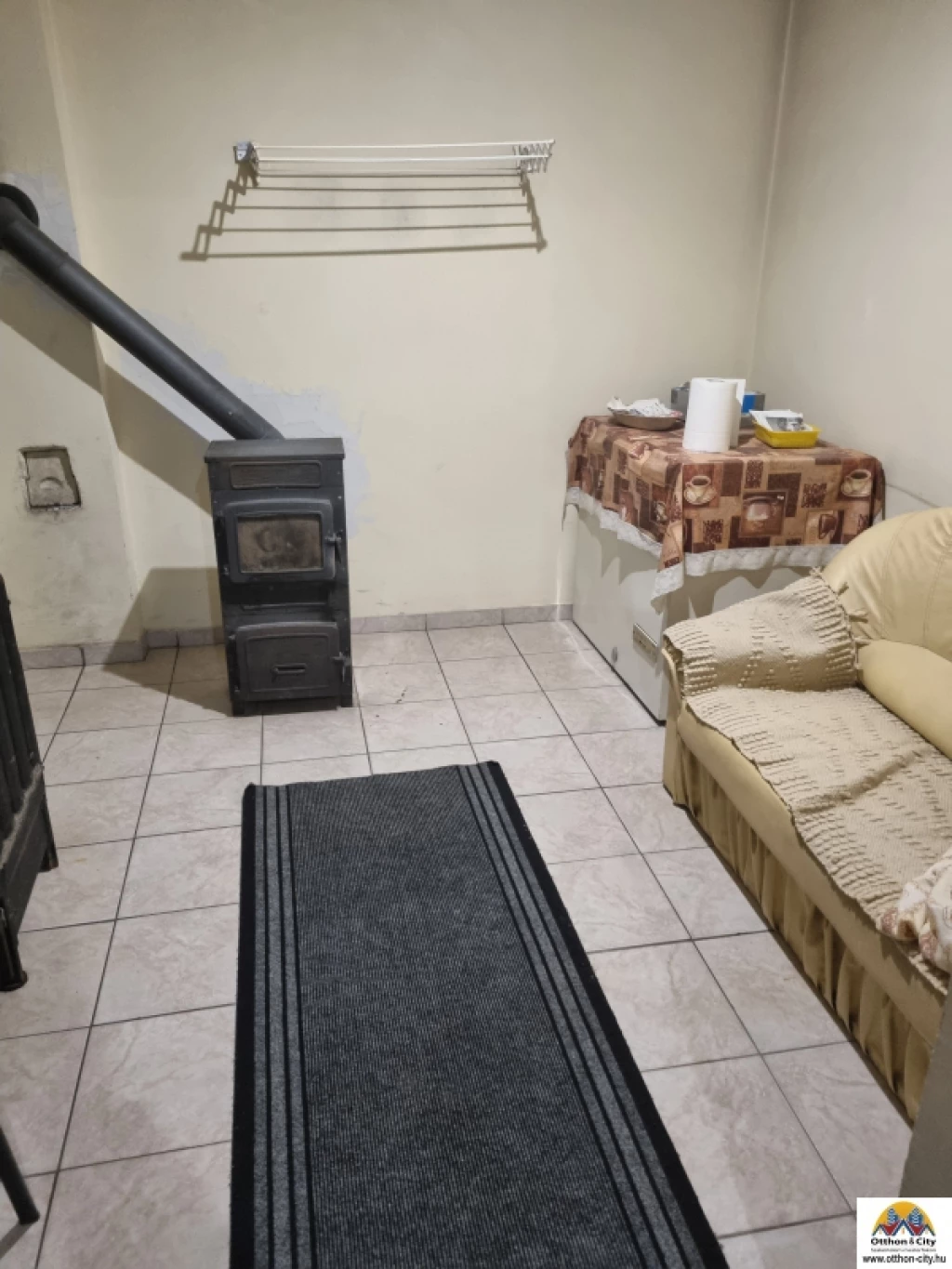 Eladó családi ház, Érd