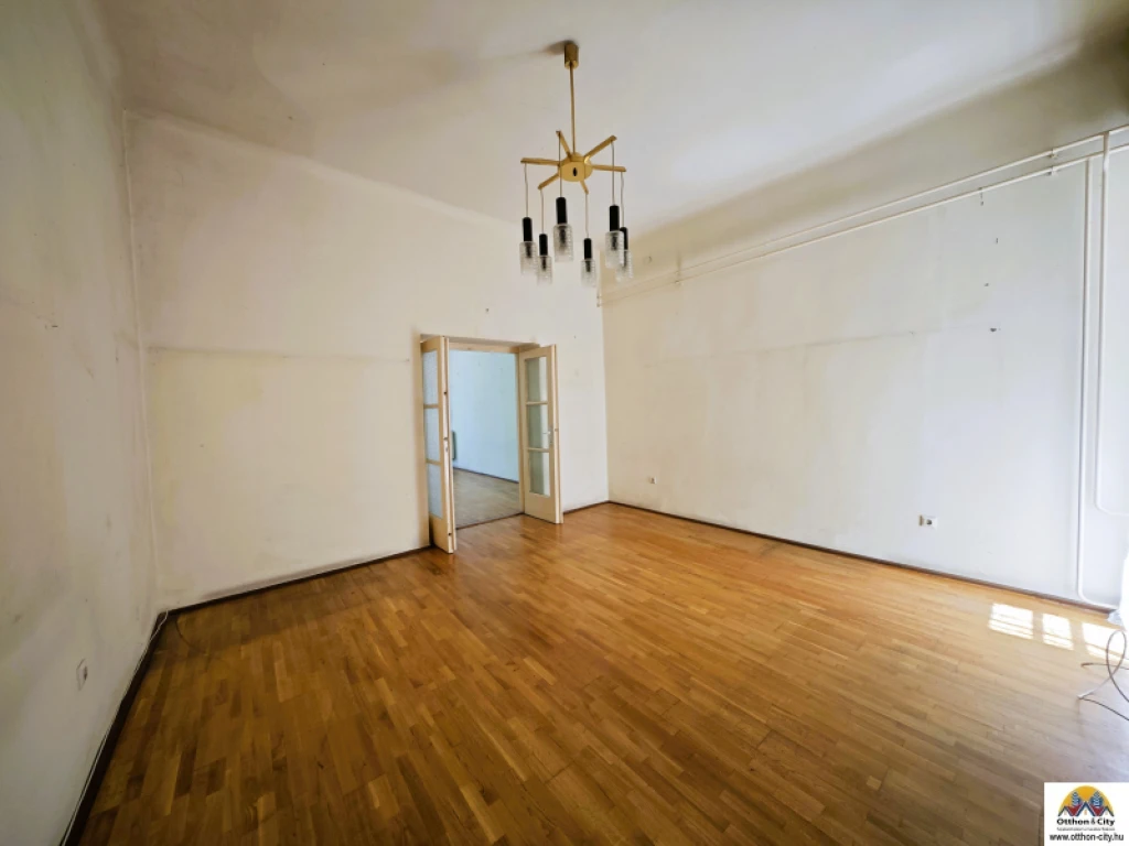 Eladó téglalakás, Budapest VI. kerület, Nagykörúton belüli terület
