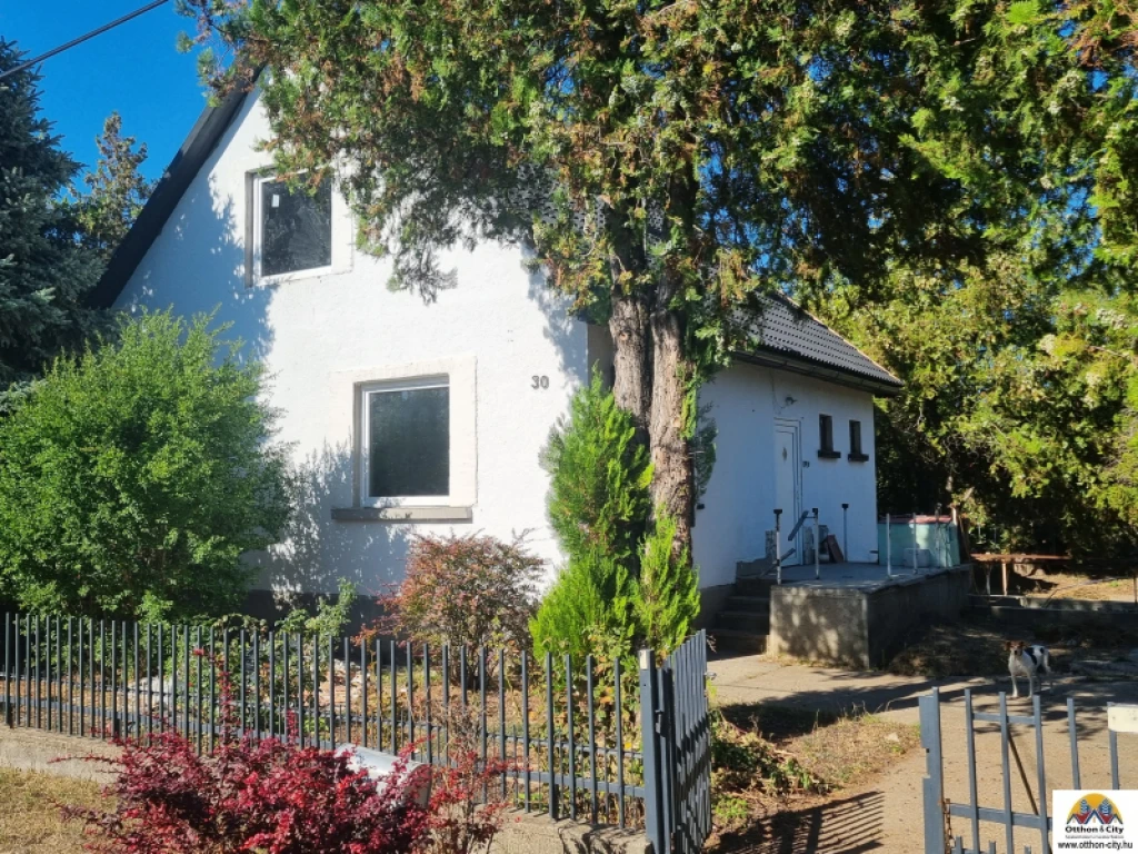 Eladó családi ház, Velence