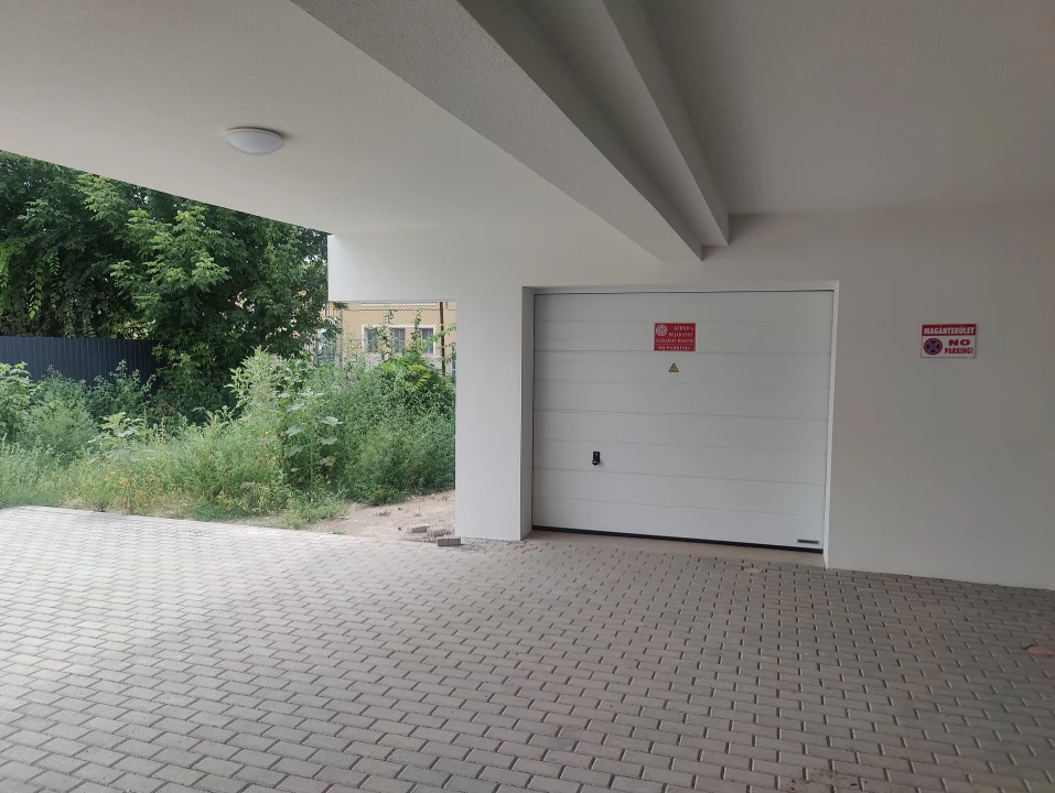 For rent detached garage, Szeged, Pacsirta utca28