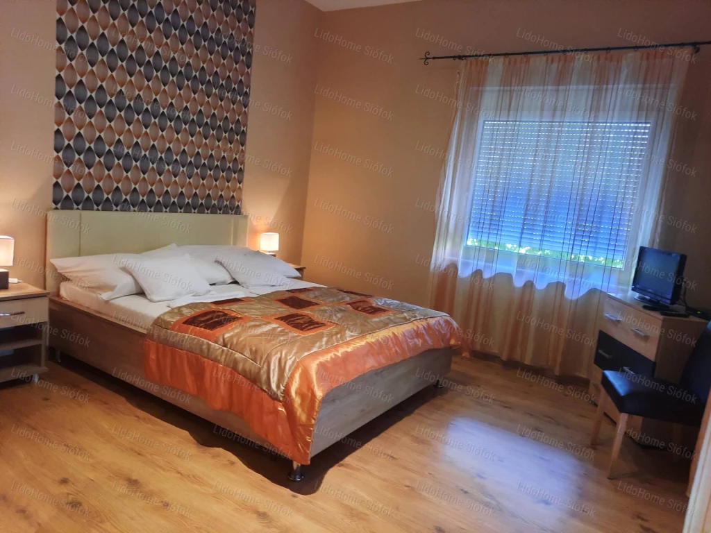 c3-1-name c2-70-name, Siófok