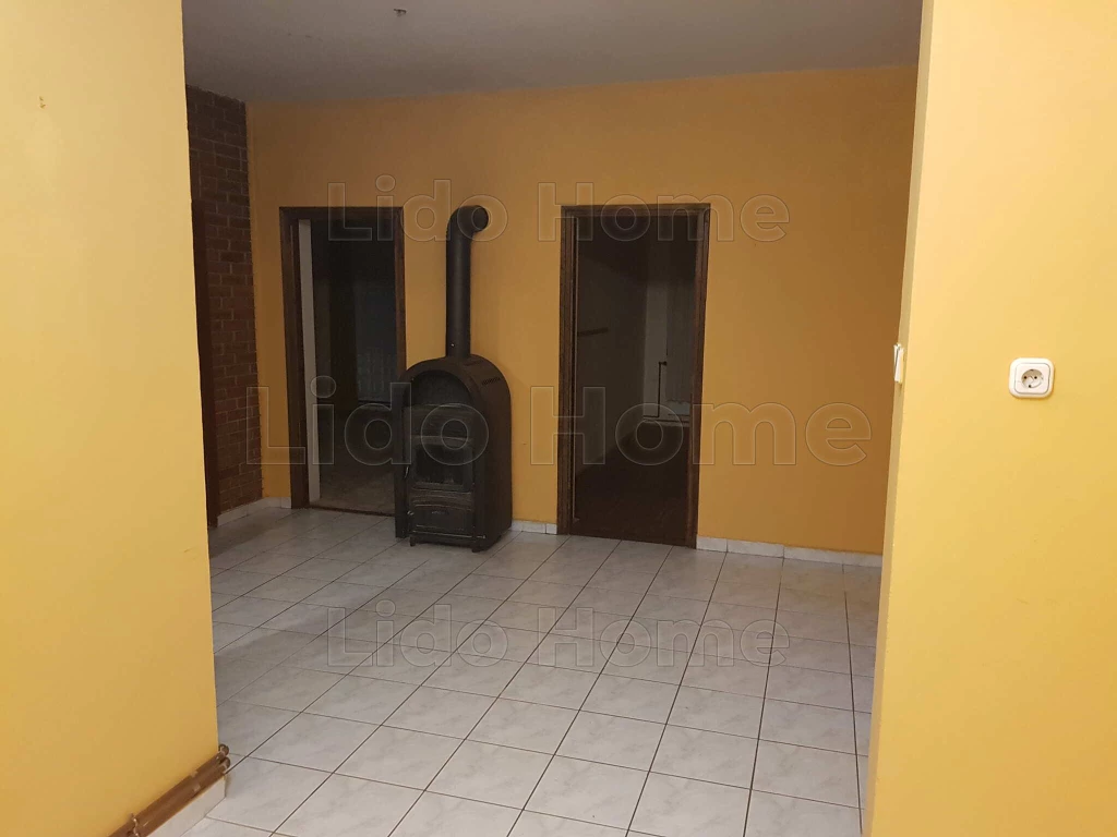 For sale house, Enying