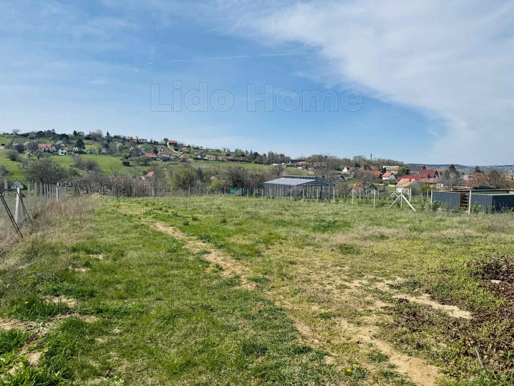 For sale building plot, Zamárdi