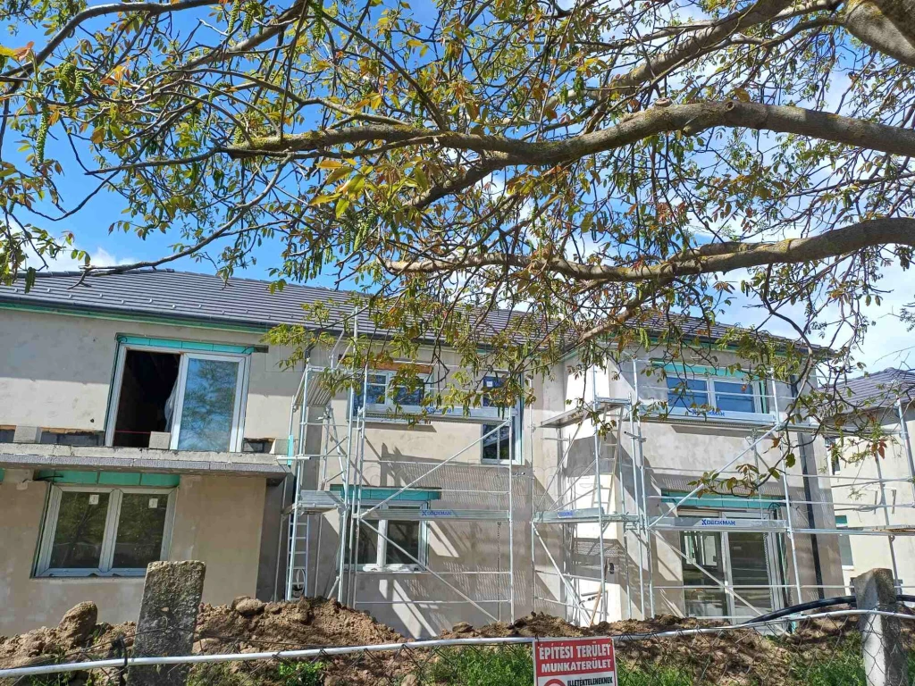 Újépítésű téglalakás Siófok-Fokihegyen eladó!