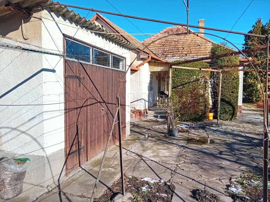 c3-1-name c2-1-name, Siófok