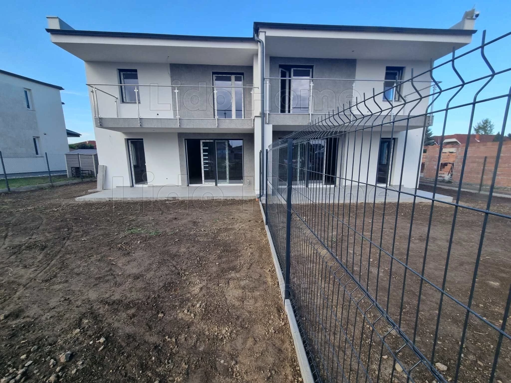 For sale semi-detached house, Siófok