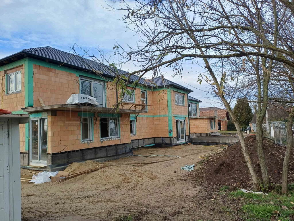 c3-1-name c2-19-name, Siófok