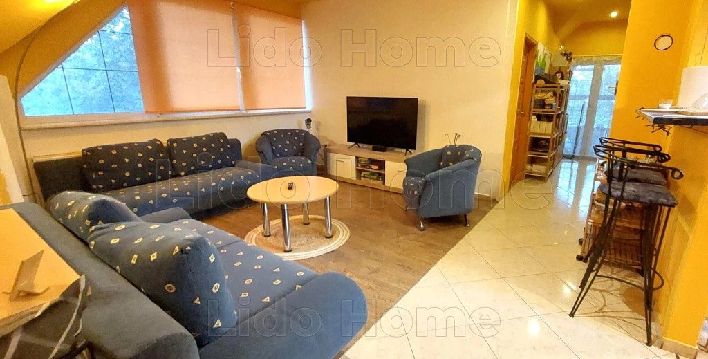 Balatonföldváron első emeleti lakás a kikőtő közelében