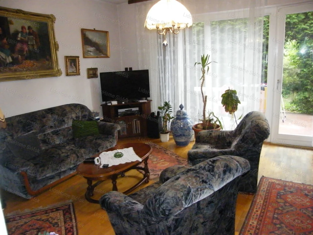 Siófoki kertkapcsolatos téglalakás