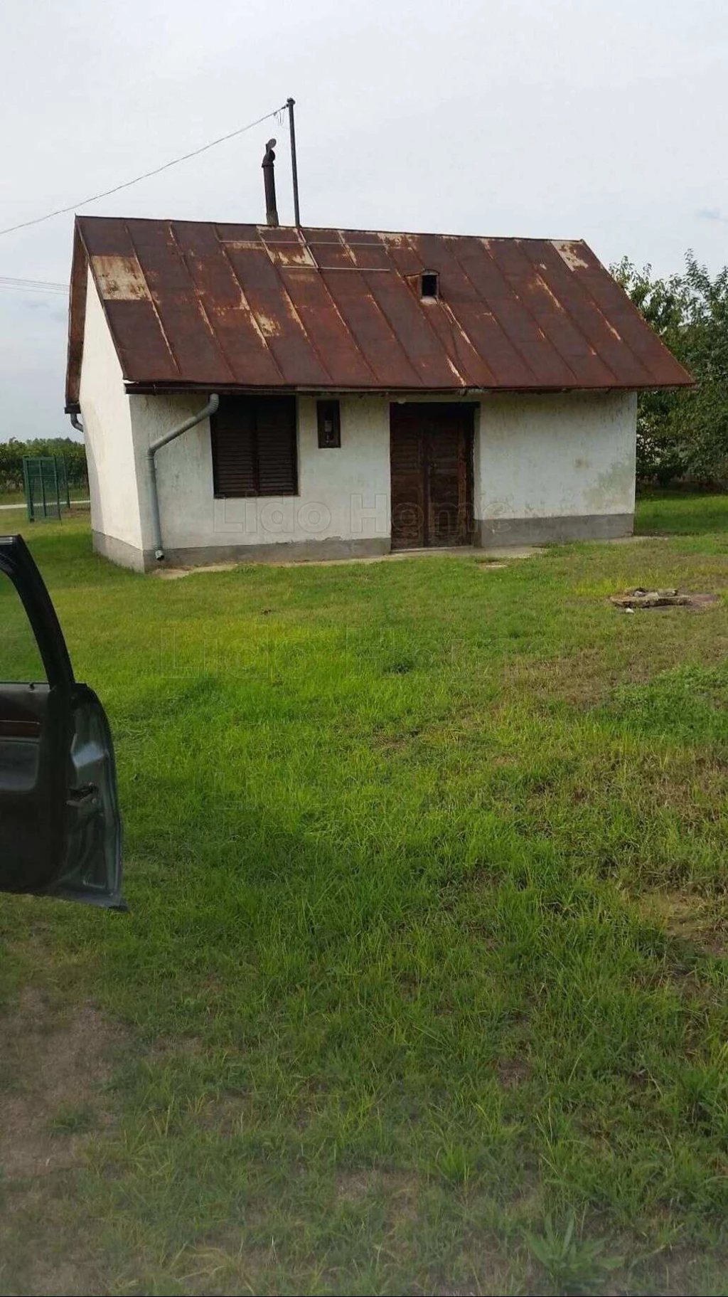 Eladó Gazdasági épület nagy telekkel Kisbéren!