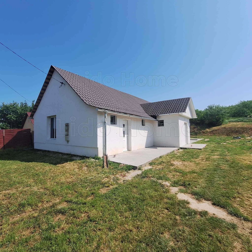 120 nm-es HÁZ 4 lakóegységgel kialakítva ELADÓ!