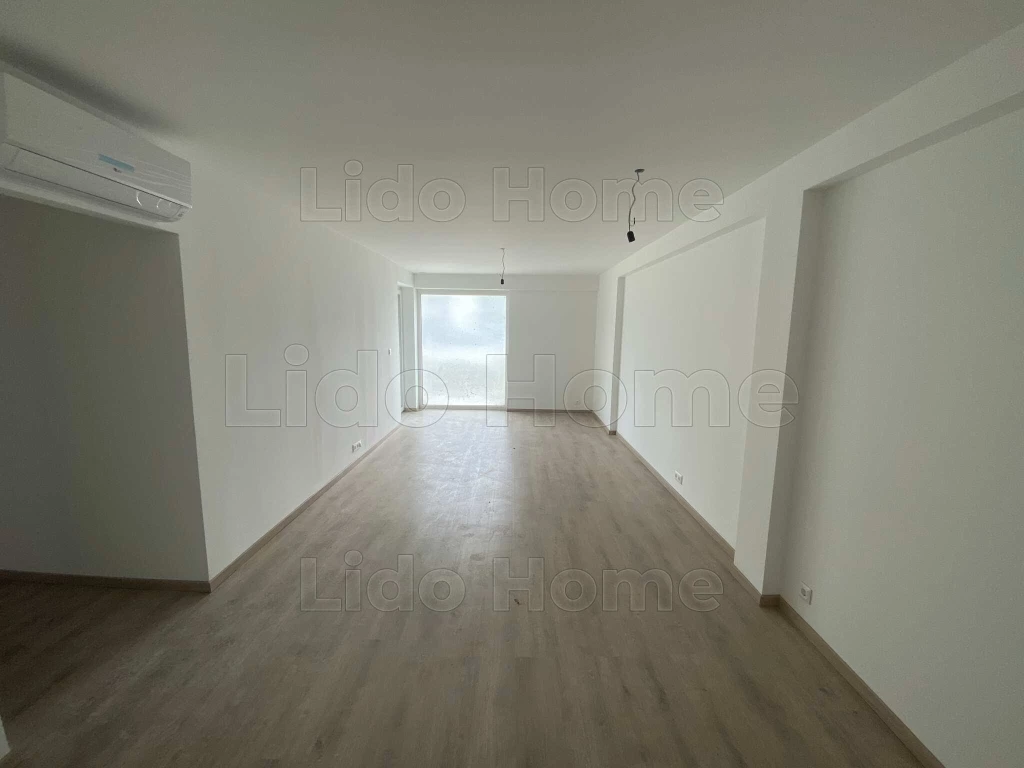 Siófok, Ezüstparton panorámás lakás eladó!