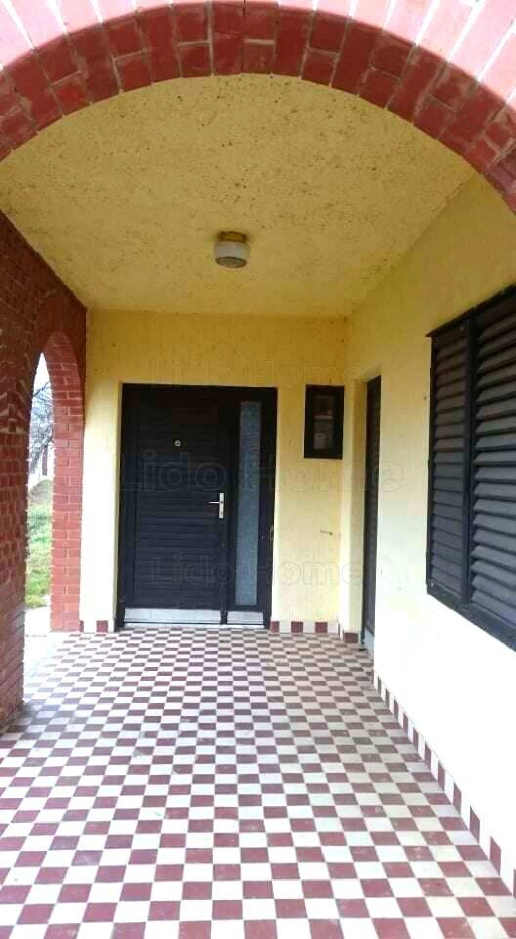 Kányai "sasfészek".