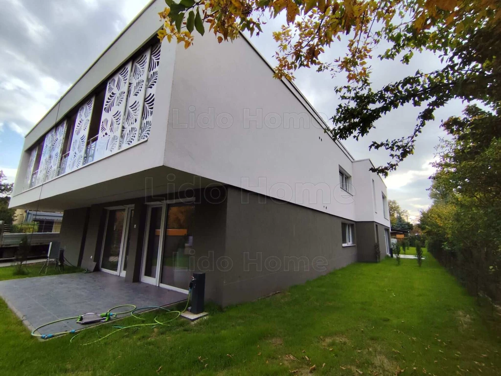 Zamárdiban vízközeli luxus lakások eladók