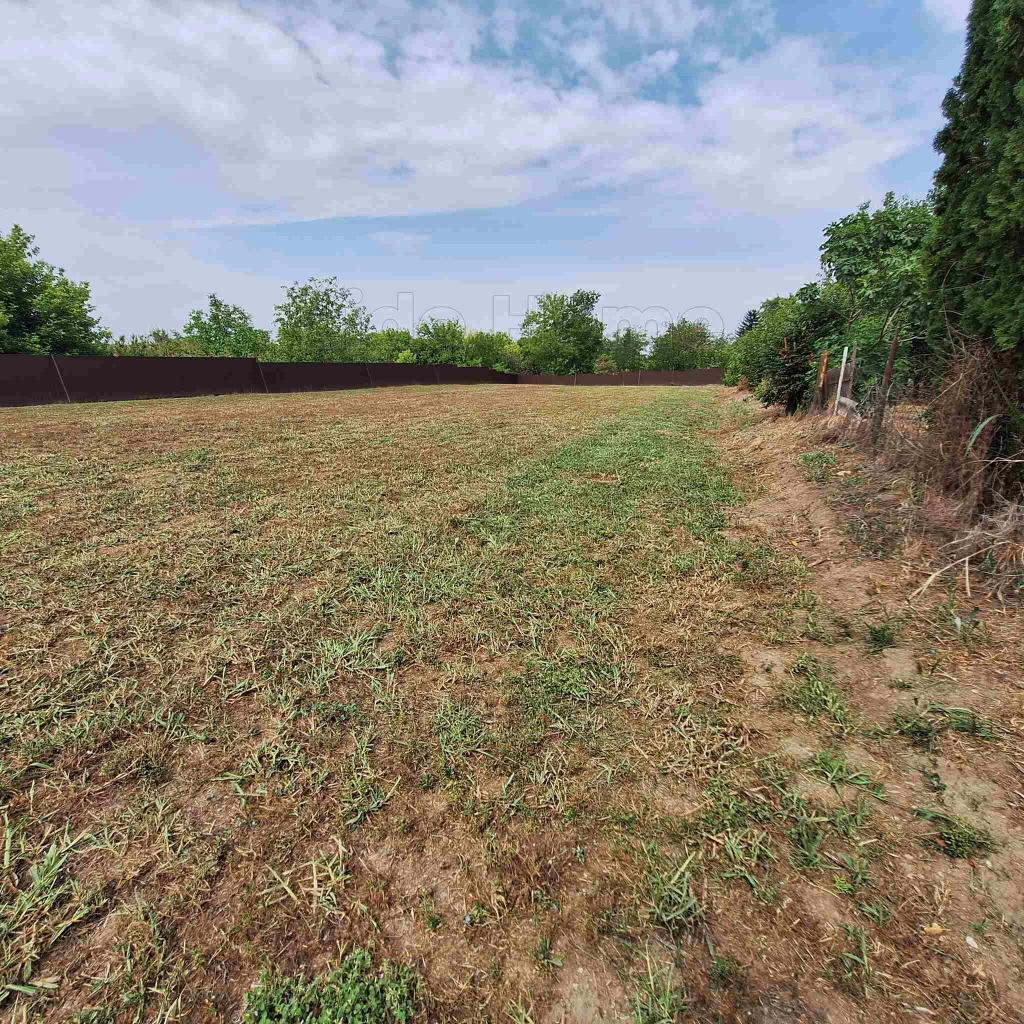 ÉPÍTÉSI TELEK Mezőkomáromban KEDVEZŐ ÁRON Eladó!