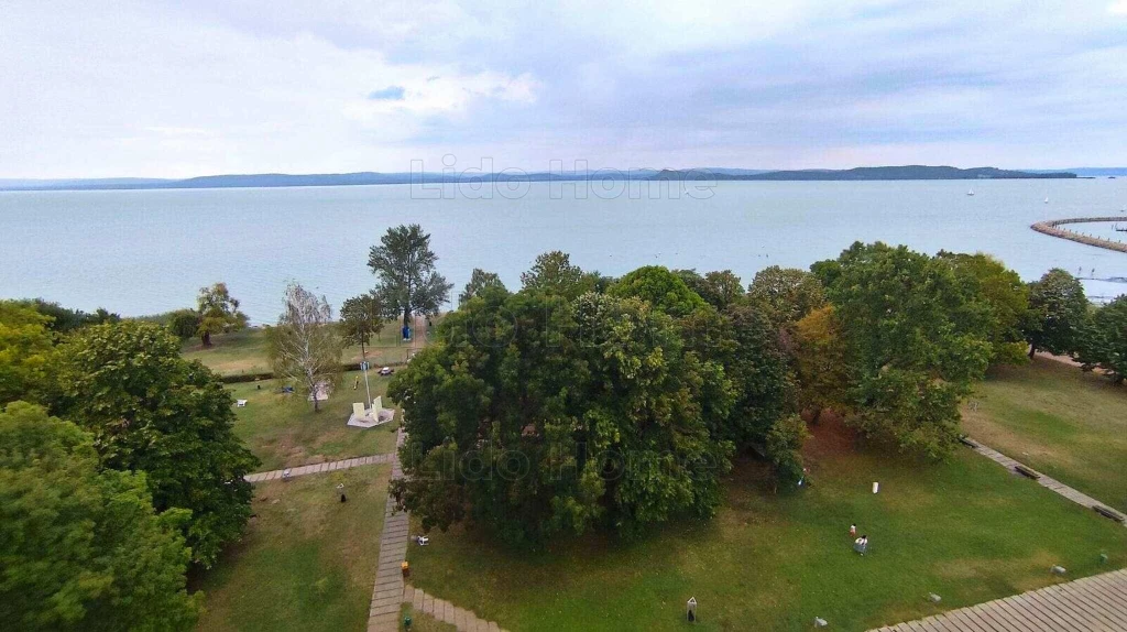 Balatoni panoráma szerelmeseinek!