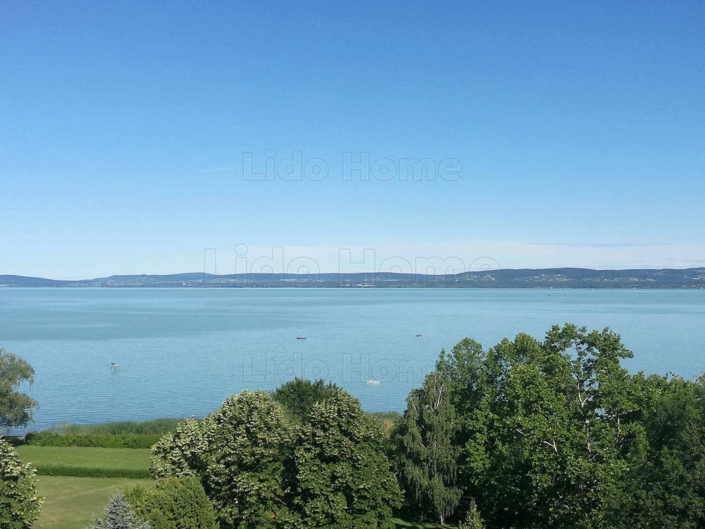 Balatoni panoráma szerelmeseinek!
