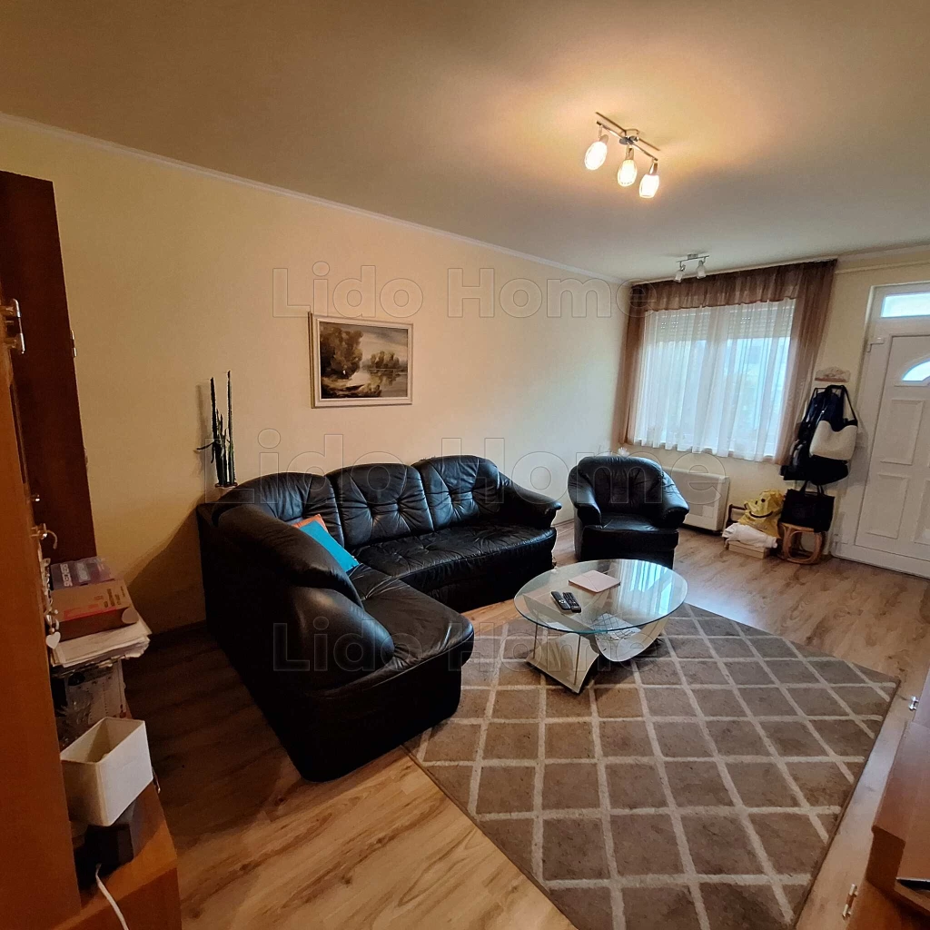 ERKÉLYES, 3 szobás BELVÁROSI LAKÁS ELADÓ!