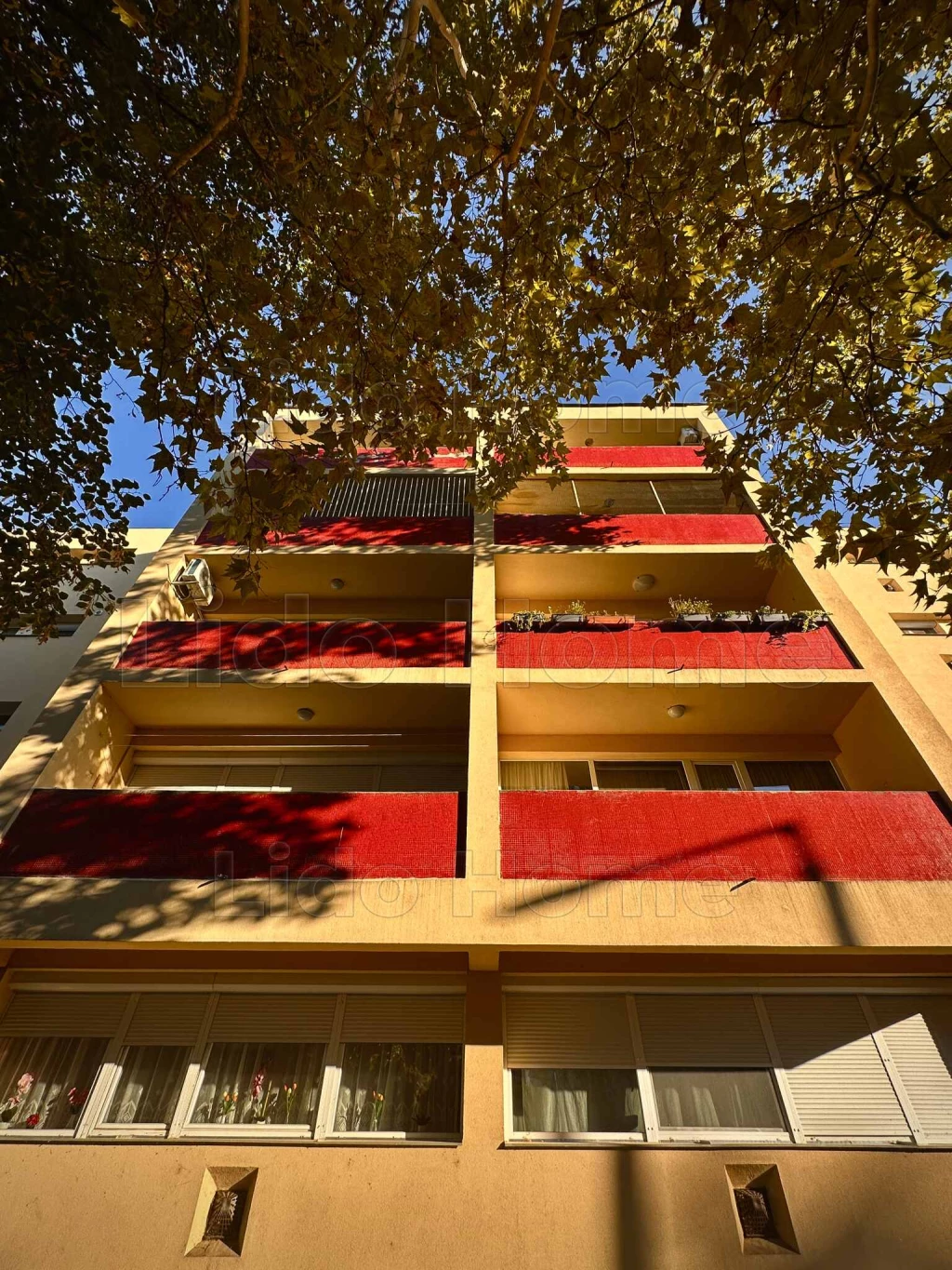 Téglalakás Siófok központi részén