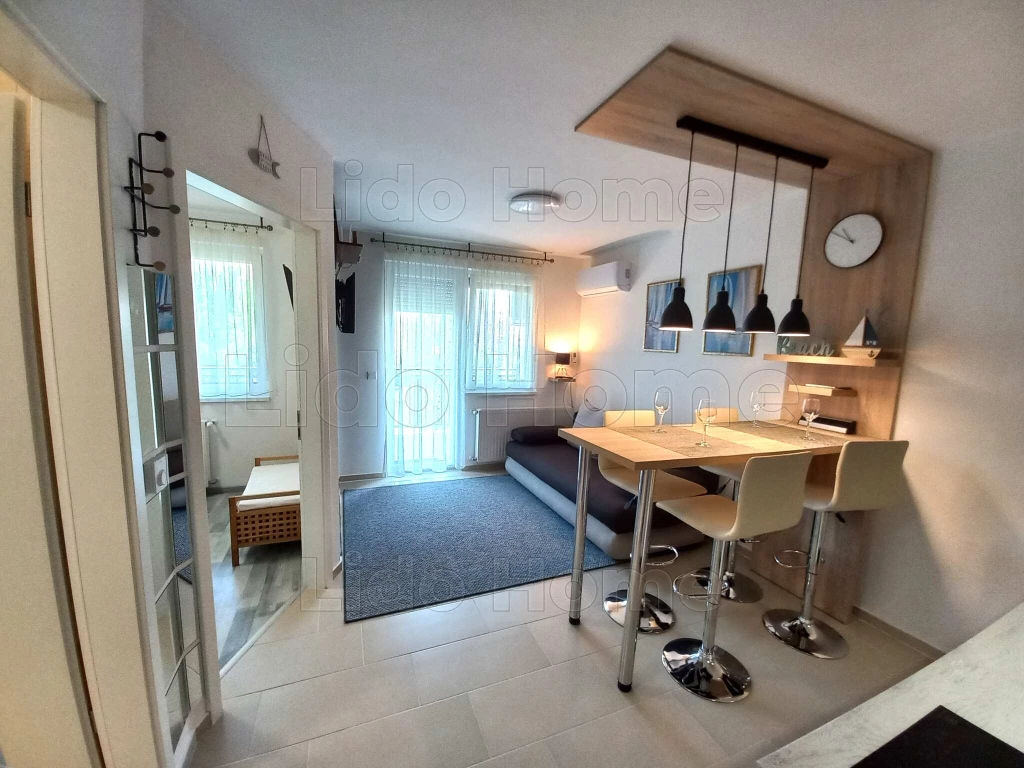 BALATON ÉS BELVÁROS KÖZELI LAKÁS SIÓFOK ARANYPARTON!