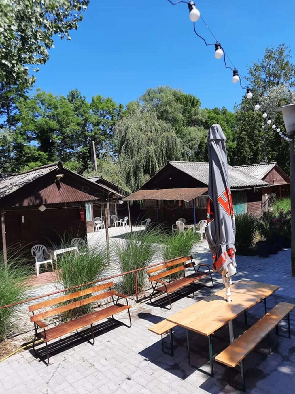 For sale hotel, inn, Balatonszárszó