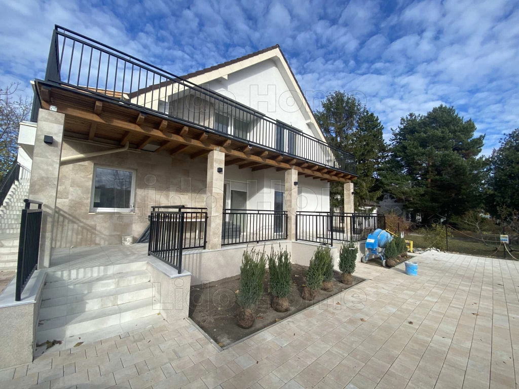 c3-1-name c2-19-name, Siófok