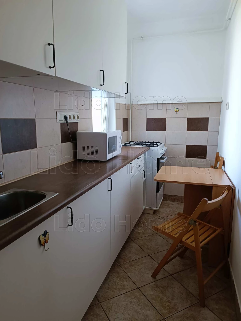 Belvárosi 2 szobás, 2 erkélyes lakás Siófokon eladó!