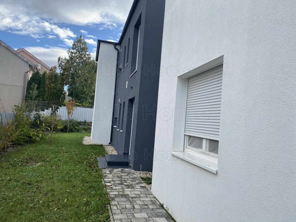 c3-1-name c2-19-name, Siófok