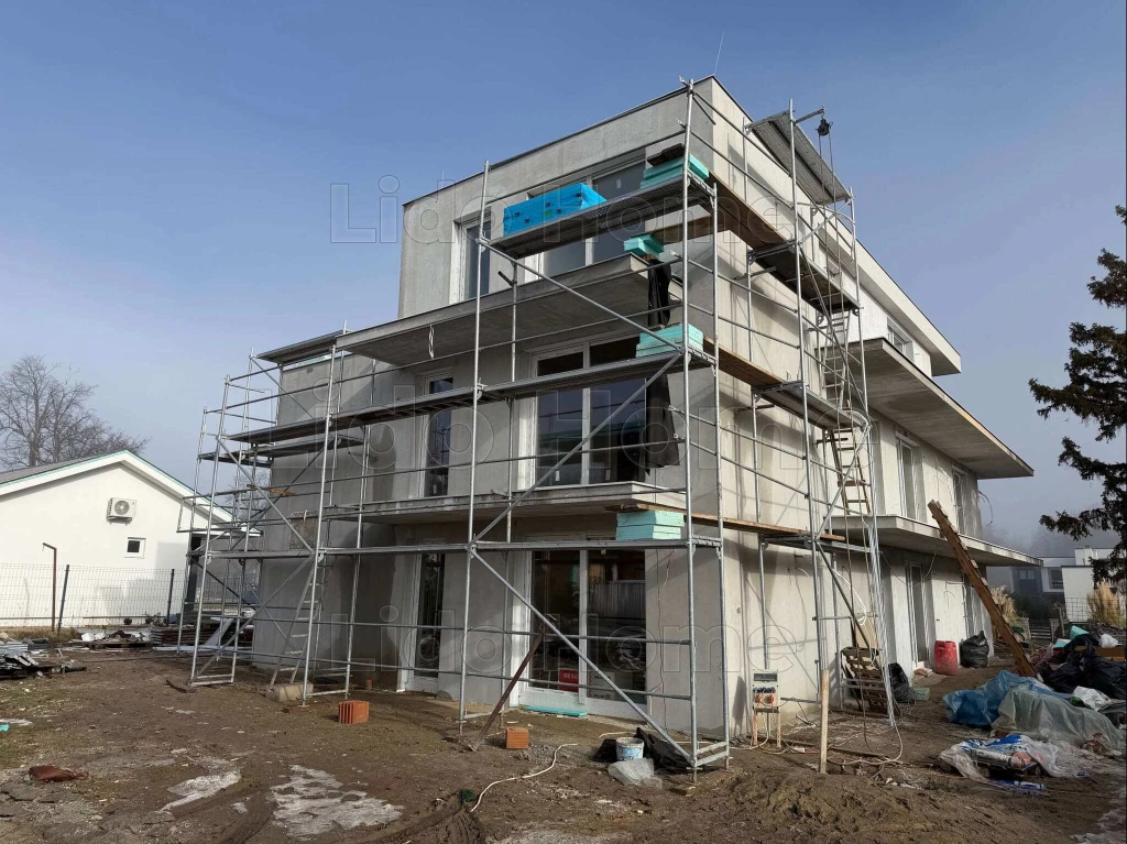 For sale brick flat, Siófok