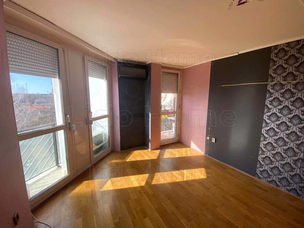 c3-1-name c2-19-name, Siófok