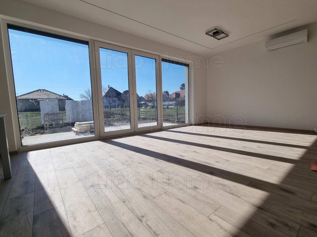 Kiváló minőségű, új építésű családi ház eladó SÁGVÁRON!